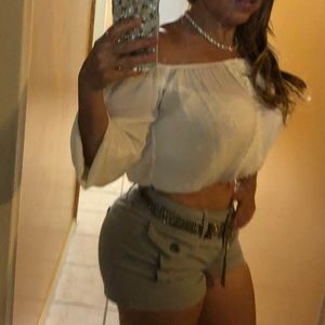 Meet your Posher, Marisol